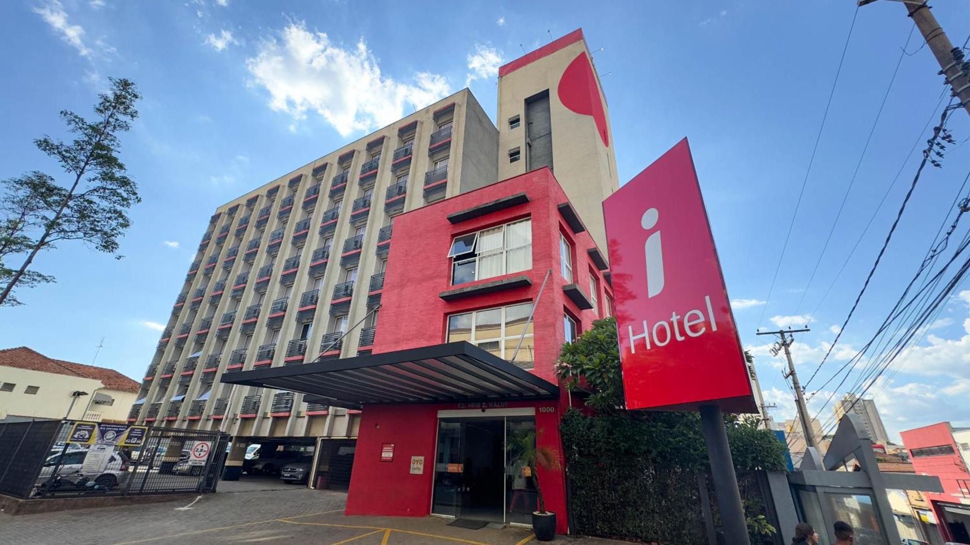 I-Hotel Пірасікаба Екстер'єр фото